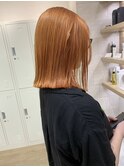 オレンジベージュ切りっぱなしボブ