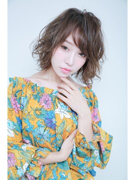 ニューヨークニューヨーク 阪急高槻店(NYNY) ★くびレイヤーエモージュオリーブベージュレイヤーカットミディ