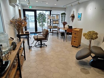 スノーリース(SNOLYS)の写真/【豊平／菊水】『完全貸切』の『エイジングケア専門サロン』が登場☆髪質改善／ヘッドスパ／駐車場有