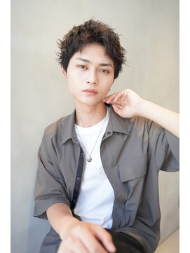 ニコ トウキョウ ロジック(nico TOKYO Logic) スパイキーショートピンパーマ