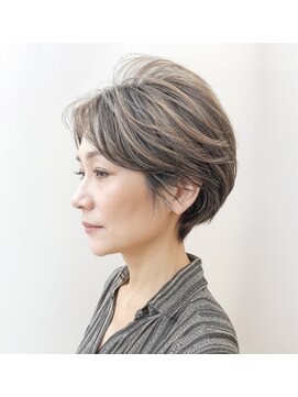 ヘア サロン ニコル(Hair Salon Nicol) 白髪を生かしたハイライトスタイル