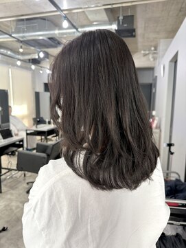 ネオ(neo.) レイヤースタイル/暗めカラー/暗髪/グレージュ/30代/20代