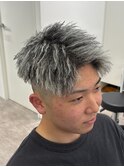 刈り上げセンターパート/波巻きツイストスパイラル/大阪