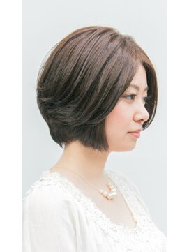 アオイ(AOI by A.Design) 【A.Design 都立大学】大人の女性のためのナチュラルショート