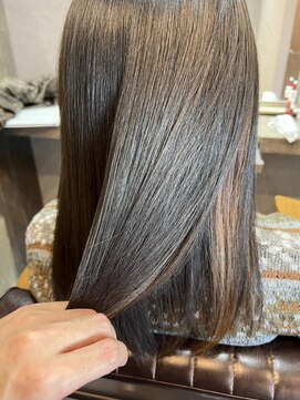 イーラヘアー(ERA HAIR) イヤリングカラー×極上髪質改善ツヤ髪ブラウン