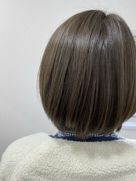 リムヘアー(Lim Hair) くすみ系アッシュ