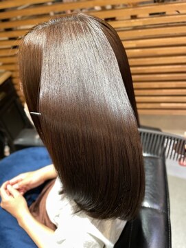 ライフ(LIFE) 髪質改善ヘアエステ/縮毛矯正/ストレート/イメチェン/フェミニン