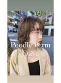 プードルパーマにオリーブベージュ