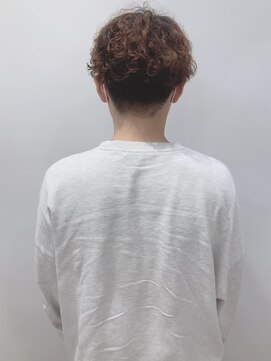モリオフロムロンドン 松戸店(Morio from London) 【松戸 岩口】波巻き刈り上げマッシュパーマショート
