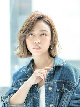 アフロディーテ ギンザ 秋葉原店(APHRODITE GINZA) 外ハネボブ/グラデーションカラー/ペールベージュ/秋葉原