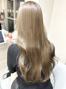 ラルムバイシー 新宿(LARME by Sea) 柔らかいオリーブベージュで大人可愛く