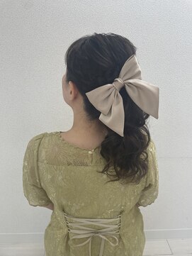 シュシュ(shushu) 編み込みポニーテール♪