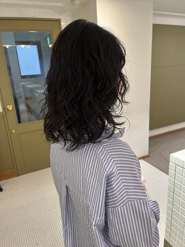 エミィ(emme) 【emme×笹川 】ミディアム×パーマ