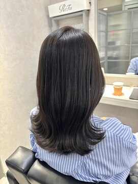 リリーヘアー(Lilly hair) オリーブグレージュ