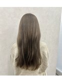 グレーベージュ×フェイスレイヤー qumu横浜