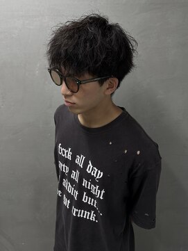 サムシング(Something.) ピンパーマ/マッシュ/黒髪