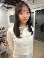 パーク(PARK)&nbsp;レイヤーカット ストレートヘア  ミディアムレイヤー