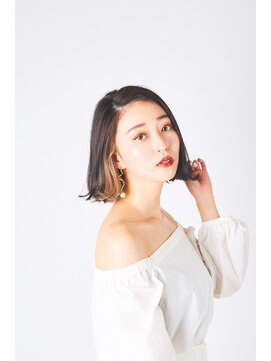 ヘアサロン アティリー(Hair Salon Attirer) 外ハネから見えるインナーカラー【Attirer 飯田裕之】