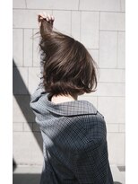 レ セゾン(Les Saisons)&nbsp;暗髪でも暗く見えないアッシュブラウン