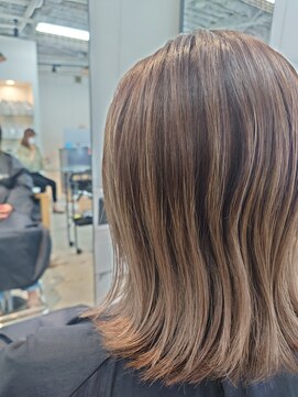 ナンバースリー 溝の口店(Number Three) プリンぼかしカラー