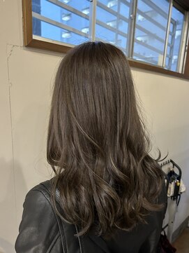 ノエル(NOEL) イエベの方にオススメ☆マットグレージュ