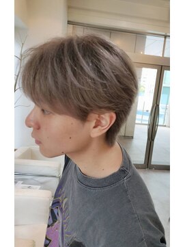 パズル(PUZZLE) ブリーチカラー/韓国風/ハイトーン/モノトーン/アイドルへア