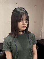 ロムブラン(L'HOMME BLANC) 切りっぱなしボブ