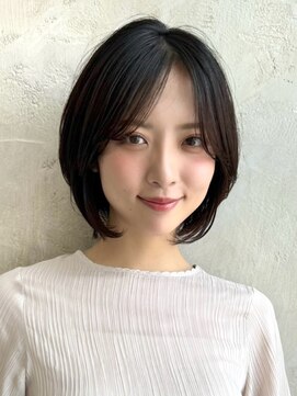 アフロート ルヴア(AFLOAT RUVUA) 「岩田莉奈」●地毛風縮毛矯正 ひし形ショートボブ白髪染め新宿