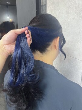 ミニム ヘアー(minim hair) 【minim×しゅんと】アッシュグレージュ×ネイビー