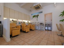 ヴィザヴィ 志村坂上店(vis a vis)の雰囲気（ゆったりくつろげるシャンプースペース【志村坂上駅/徒歩5分】）