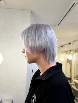 アンク クロス 新宿店(ANKHCROSS)の写真/色ムラにお悩みの方必見☆丁寧なカウンセリングで、履歴を見極め均一で美しいハイトーンへ導きます◎