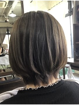 ビューティアンドスパ ガガ(GAGA) くびれショートで後頭部を素敵に仕上げました。藤枝美容室