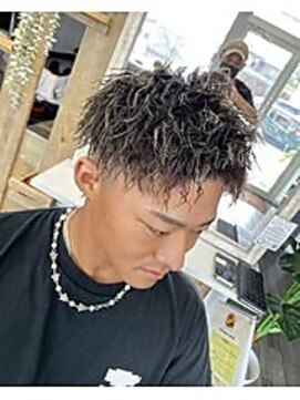 ブルーオーシャン 大牟田店(BlueOcean) ツーブロックアップバングツイストスパイラルパーマ