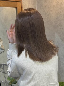 エン(en.) ○赤みを抑えたまろやかベージュカラー