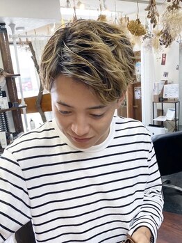 ヘアスタジオハレ(hair studio HALE)の写真/男性同士だから実現できる、清潔感×トレンドを抑えたお洒落なスタイルで周りと差がつくMen'sスタイルに。