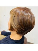 白髪を味方につけて 明るさ.デザインを楽しみましょう♪