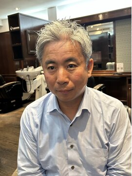 ザバーバー 渋谷(THE BARBER) アップバングショート