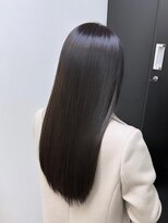 シンカ(shinka)&nbsp;アッシュグレージュカラー＋髪質改善ストレート