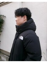 ヒントステーション フォーメンズ(HINTSTATION for Men's)&nbsp;〈浅草 半個室〉 センターパート/スパイラルパーマ