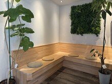 メレットバイホーム(Meret by Home)の雰囲気（待合も落ち着きのある、ゆったりスペース。）
