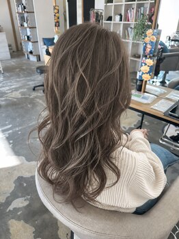 ボンドヘアステージ 良福寺店(BOND hair stage)の写真/ミディアム・ロングならお任せ♪韓国風レイヤー＆くびれヘアで、長さを活かした今っぽい似合わせスタイルへ