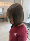 柔らかミントベージュ