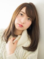 女の子の魅力を引き出すニット。