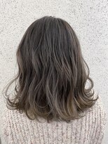 カリーナコークス 原宿 渋谷(Carina COKETH)&nbsp;ケアブリーハイライトダブルカラーインナーカラー