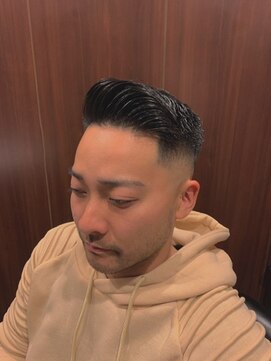 ヒロギンザバーバーショップ 神楽坂店(HIRO GINZA BARBER SHOP) ハードパートスキンフェード