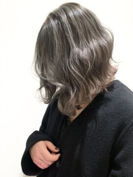 ペスカ 立川店(pesca) ペールシルバーカラーのラフウェーブ×PESCA【ペスカ】【立川】