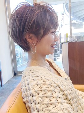 グロウミドル(GROW middle) 厚めの前髪が可愛い大人のマッシュショート野村恵子