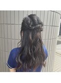 ハーフアップスタイル