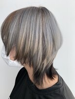 サイワイマチ美容室&nbsp;マッシュウルフイルミナカラー（外国人風）