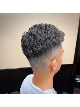 ヒロギンザ 秋葉原店(HIRO GINZA) スキンフェード×形状記憶パーマ